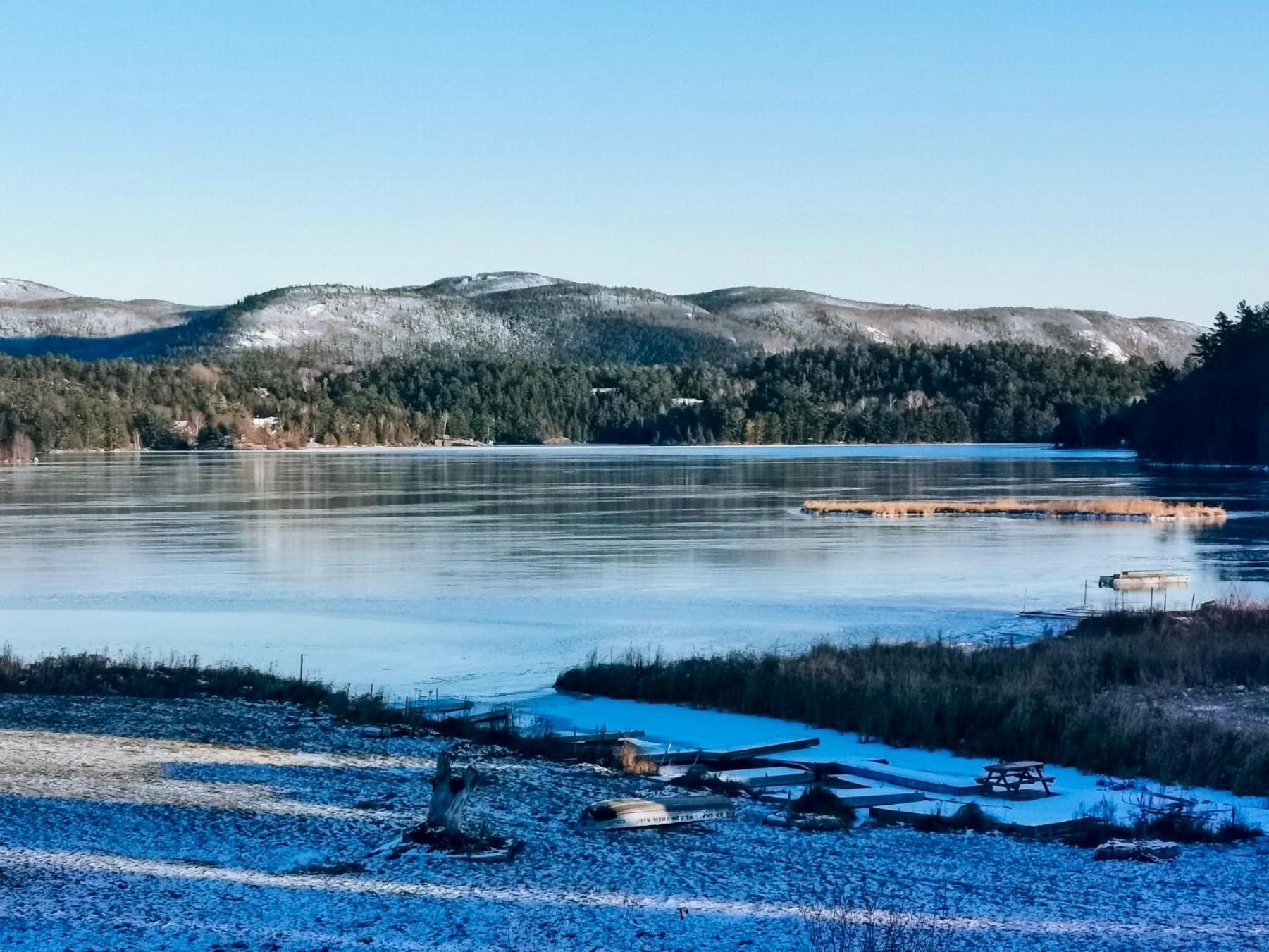 Resort Lac Ste-Marie Lac Sainte-Marie Bagian luar foto